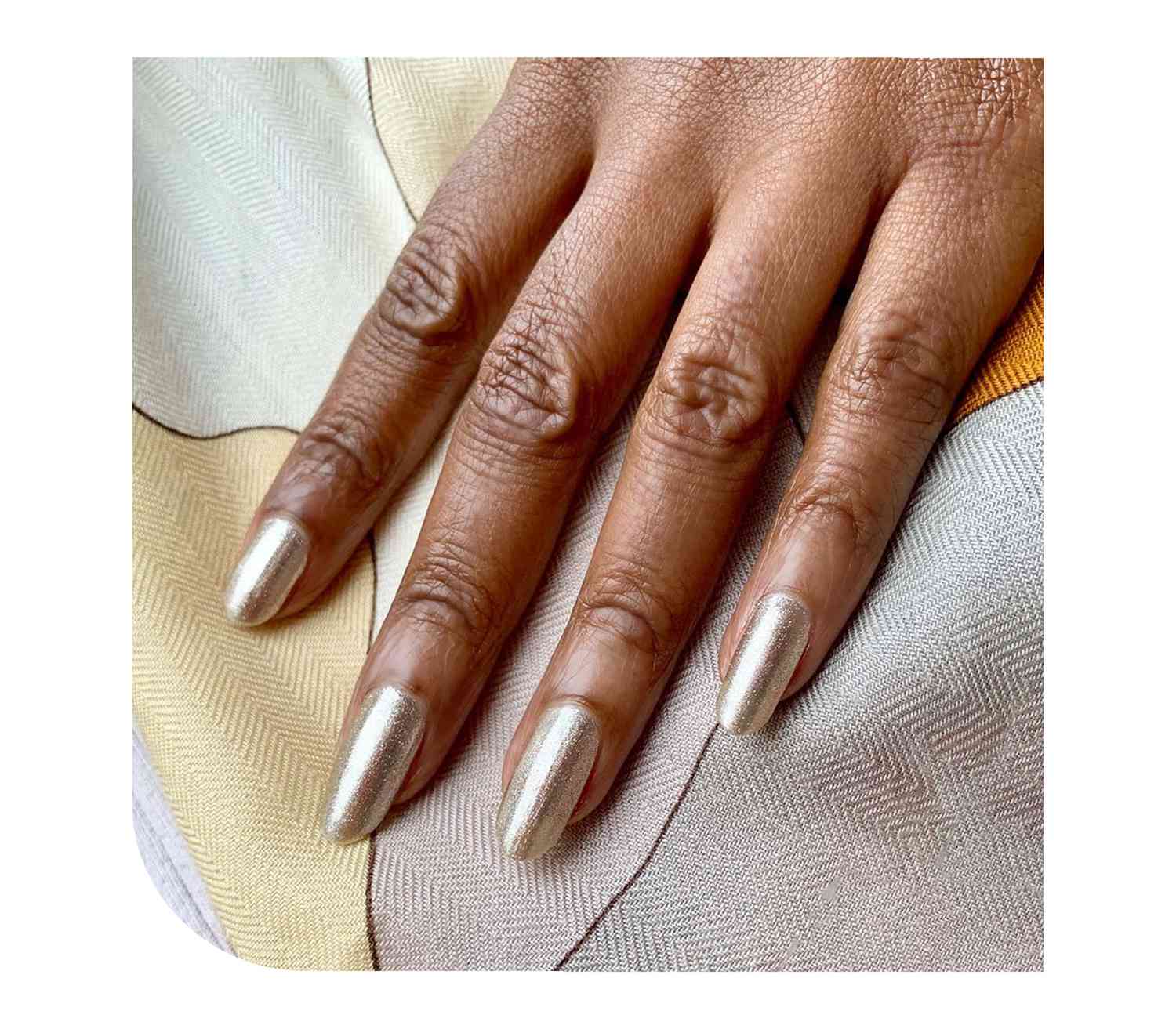 Metallic silver manicure