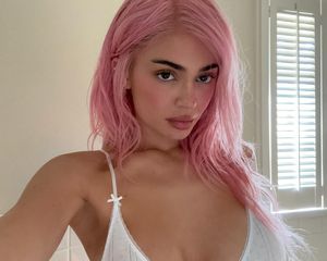 Kylie Jenner with pink hair