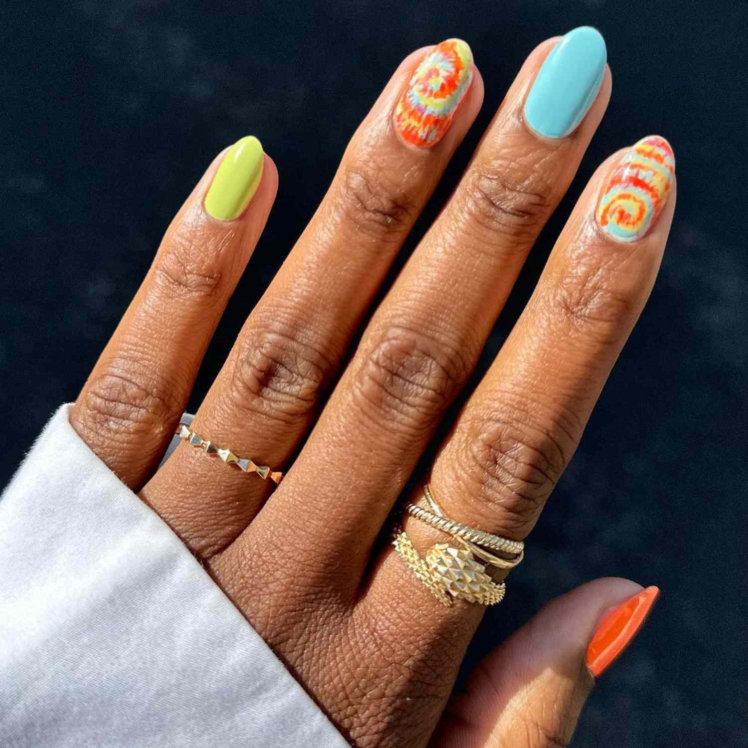 Tie Dye Accent Nails - Byrdie Tie Dye Nails 