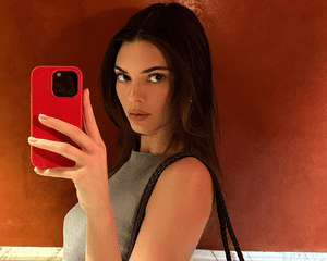 Kendall Jenner holding her red phone