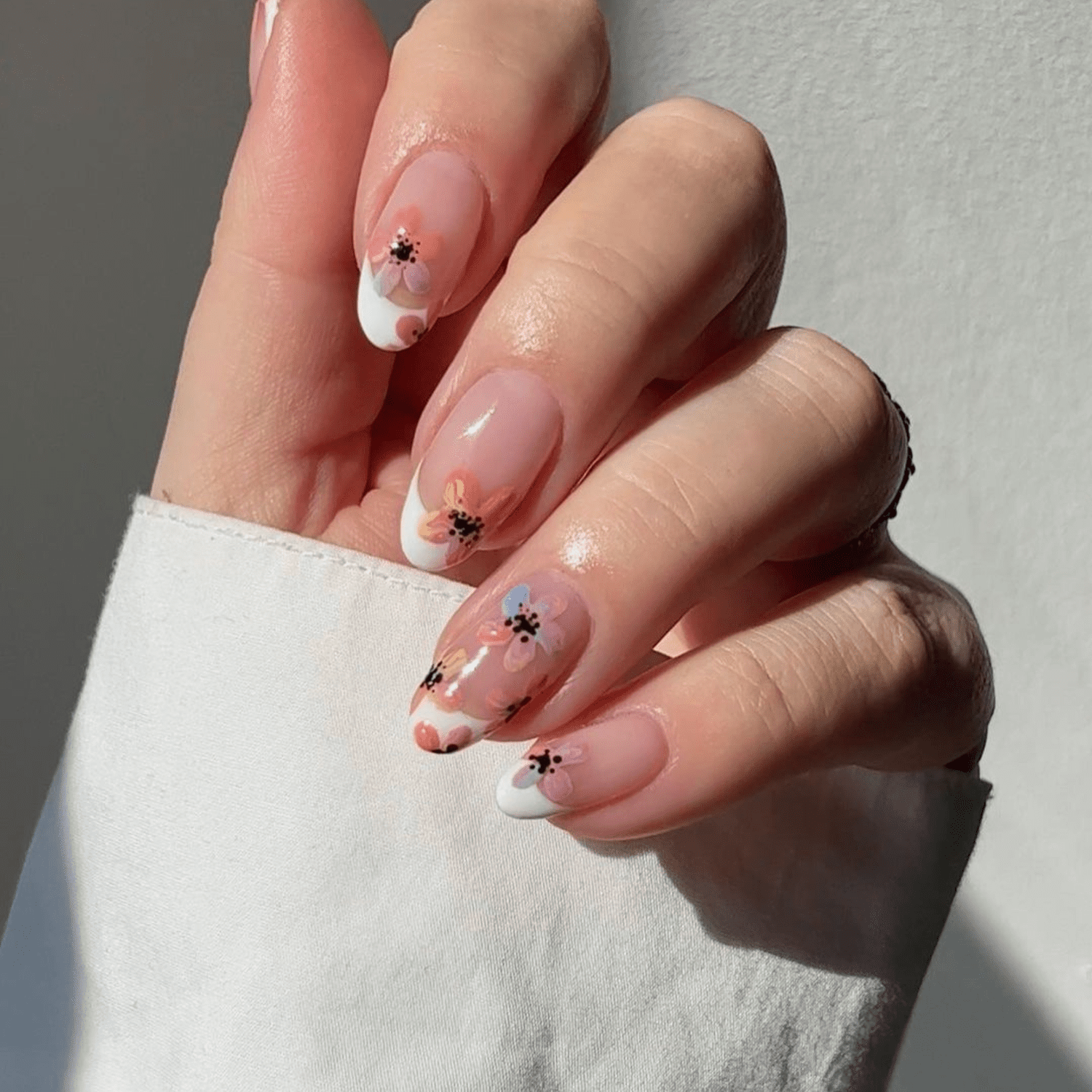 Marbled floral French manicure