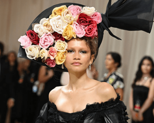 Zendaya at the 2024 Met Gala with bleached eyebrows.